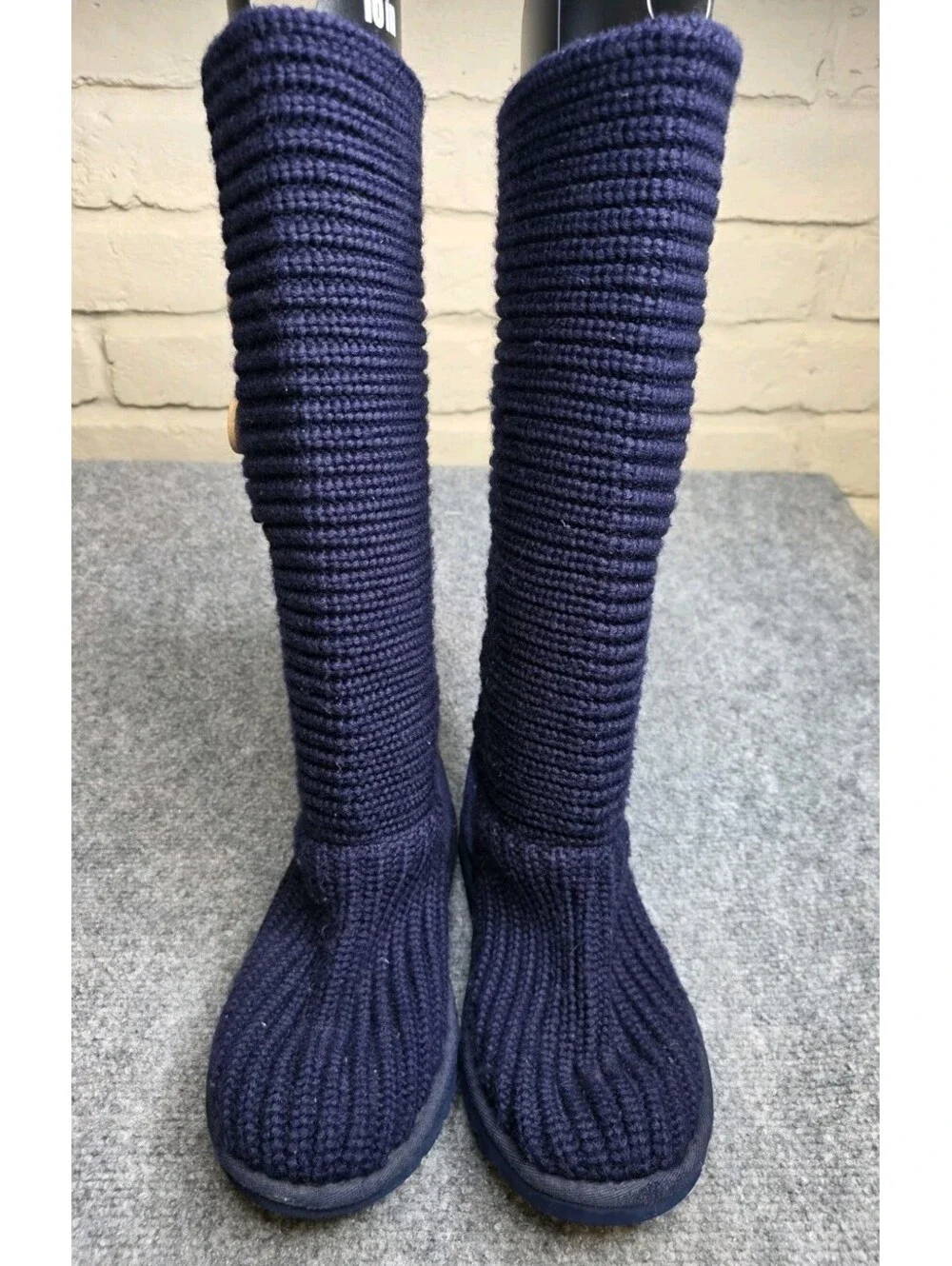 UGG Australia Women's Classic Cardy Knit Boots Navy Blue Size 6 3-Button 5819